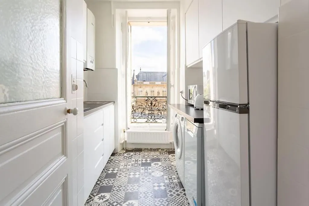 Apartment Le Marais, Fantastic View On Archives Nationales *